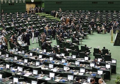 بررسی لایحه جرم سیاسی در صحن مجلس به سال 94 موکول شد مجلس