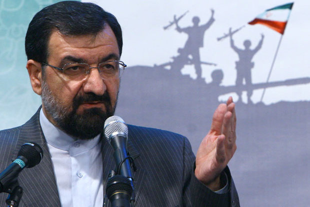 اجازه ندهیم دشمن در قالب رفت و آمدهای تجاری به کشور ما نفوذ کند محسن رضایی