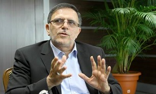 نرخ سود بانکی باید به نرخ تورم برسد / کاهش سود بانکی به رونق تولید کمک می کند سیف