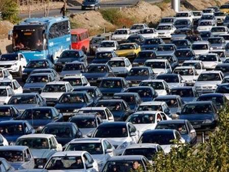 محور های ارتباطی مشهد مقدس با ترافیک بسیار سنگین روبروست ترافيك سنگين