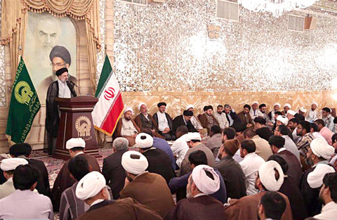 امروز رهبری معظم انقلاب بزرگترین آمر به معروف و ناهی از منکر در تمام عالم هستند 1-(20).jpg