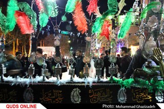 حال و هوای مشهدالرضا در شب شام غریبان امام مهربانیها