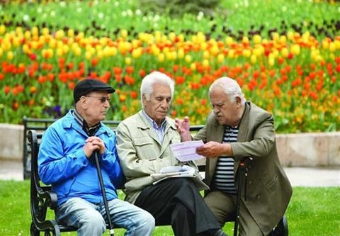 مستمری بگیران