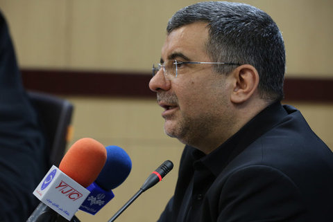 معاون وزیر بهداشت: مقابله با کرونا در بیمارستان ها پر هزینه است حریرچی