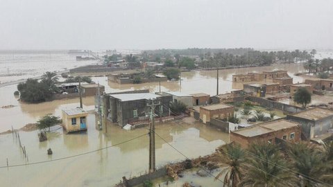 هویت ناپدید شدگان حادثه «دیر» مشخص نیست/جسد یک نفر از آب گرفته شد سیل