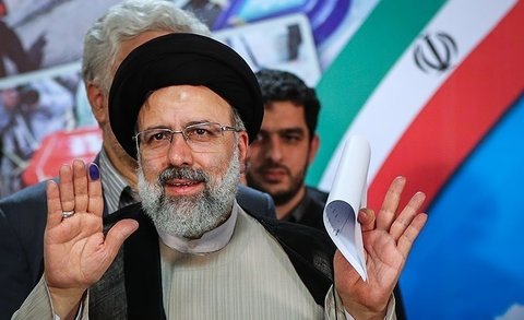 اعضای ستاد مردمی «خادم ملت» مشخص شدند
رییسی