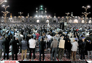 مراسم احیاء شب بیست و سوم ماه رمضان در حرم مطهر رضوی برگزار شد