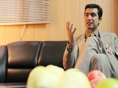 تیم اقتصادی دولت مشورتناپذیر و خودرای است/ آنها مسن هستند و اطلاعی از دانش روز ندارند! سلطانی