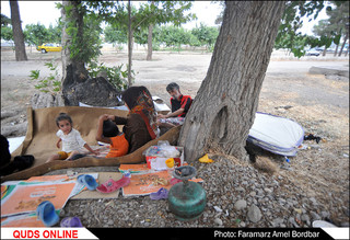 زندگی زیر سقف آسمان