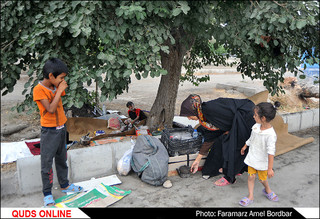 زندگی زیر سقف آسمان