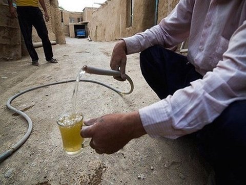 ساحل نشینان در عطش آب/جلبک ها از سفره مردم حذف نمی شوند آب