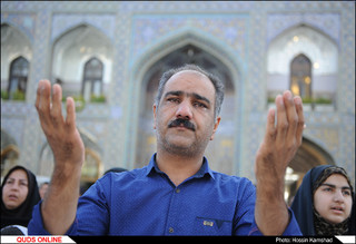 مراسم جاروی دربانان حرم رضوی / گزارش تصویری