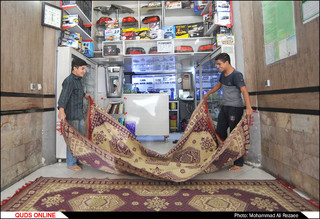 نماز جماعت در مغازه مکانیکی