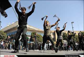 بزرگترین اجتماع هیئتهای مذهبی روز تاسوعا در حرم رضوی برگزار شد /گزارش تصویری