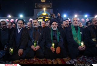 با حضور تولیت آستان قدس رضوی مراسم سنتی شام غریبان حسینی در حرم امام رضا(ع) برگزار شد