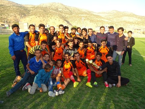 قهرمان جام فوتبال شهدای گمنام در کهگیلویه معرفی شد 4
