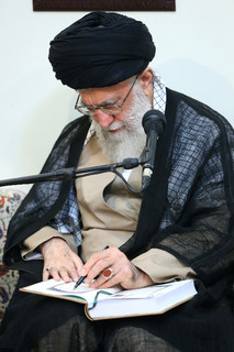 رهبر معظم انقلاب اسلامی در دیدار خانواده شهید محسن حججی