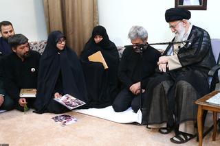 رهبر معظم انقلاب اسلامی در دیدار خانواده شهید محسن حججی