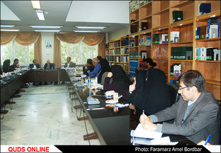 نشست بررسی تطبیقی حماسه های ایران و هند