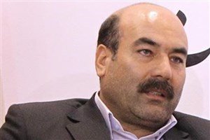 دولت نباید متکی به سرمایهگذاری خارجیها باشد حاتمیان