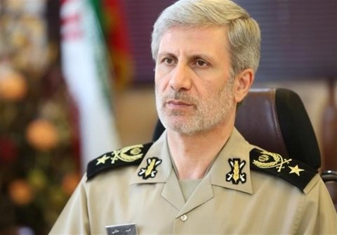 وزیر دفاع :هیچ قدرتی توانایی ایستادگی در مقابل ملت ایران را ندارد
امیر حاتمی