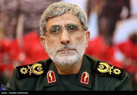 حضور بدون تشریفات سردار قاآنی در منزل یار همیشگی سردار سلیمانی+عکس
سردار قاآنی