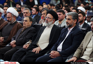 نشست صمیمانه ایت الله سید ابراهیم رییسی تولیت آستان قدس رضوی با دانشجویان دانشگاه امام رضا(ع)
