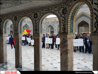 حلقه انسانی حمایت از مقاومت مردم فلسطین در حرم رضوی/ گزارش تصویری