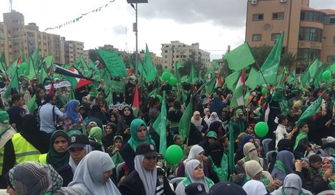 حماس، سنگ اندازی فتح در مسیر لغو محاصره نوار غزه را محکوم کرد حماس