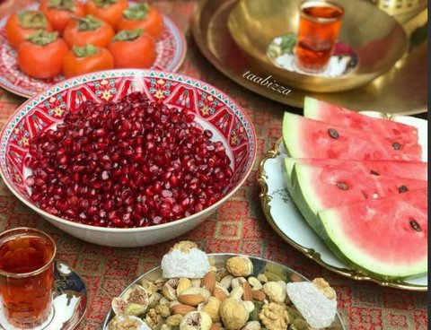 گرانی آن طرف بازار در شب یلدا عکسی از مراسم شب یلدا