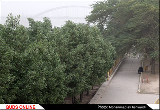 خوزستان ایستاده در غبار