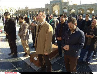 تشییع پیکر خبرنگار روزنامه قدس درحرم مطهر رضوی