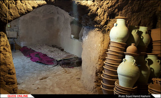 عاقبت خاک گِلِ کوزه گران خواهیم شد