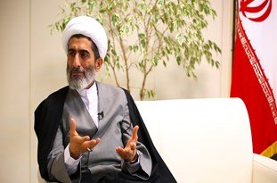 صادقی: مجازات زندان بیش از حد در قوانین ما وجود دارد+فیلم صادقی