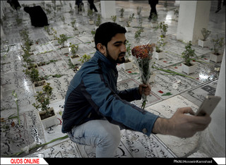 مزار شهدای مدفون در حرم مطهر رضوی غبارروبی شد/گزارش تصویری