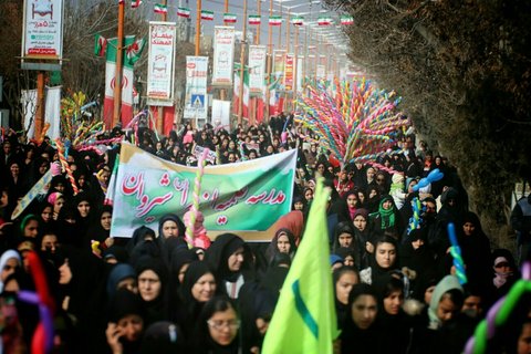 حماسه حضور مردم خراسان شمالی در راهپیمایی ۲۲ بهمن راهپیمایی ۲۲ بهمن