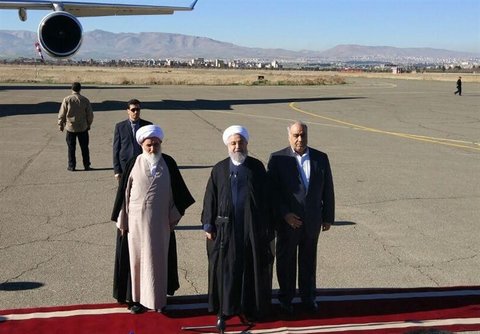 روحانی در فرودگاه