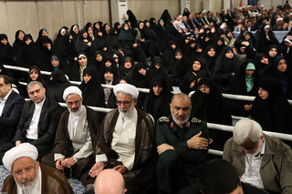 دیدار مسئولان نظام و سفرای کشورهای اسلامی با مقام معظم رهبری