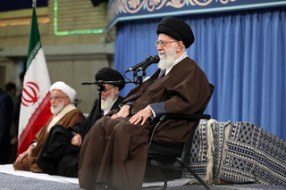 دیدار مسئولان نظام و سفرای کشورهای اسلامی با مقام معظم رهبری
