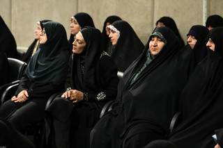 دیدار مسئولان نظام و سفرای کشورهای اسلامی با مقام معظم رهبری