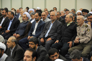 دیدار مسئولان نظام و سفرای کشورهای اسلامی با مقام معظم رهبری