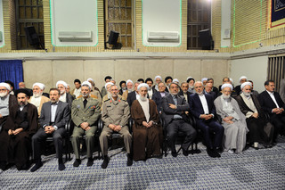 دیدار مسئولان نظام و سفرای کشورهای اسلامی با مقام معظم رهبری