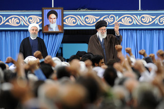 دیدار مسئولان نظام و سفرای کشورهای اسلامی با مقام معظم رهبری