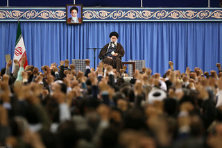 رهبر معظم انقلاب اسلامی در دیدار وزیر و مسئولان و جمعی از کارکنان وزارت اطلاعات
