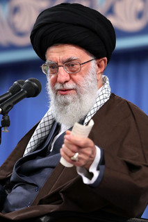 رهبر معظم انقلاب اسلامی در دیدار وزیر و مسئولان و جمعی از کارکنان وزارت اطلاعات