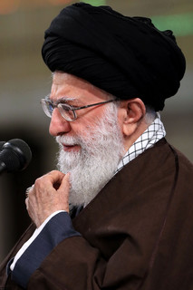 رهبر معظم انقلاب اسلامی در دیدار وزیر و مسئولان و جمعی از کارکنان وزارت اطلاعات