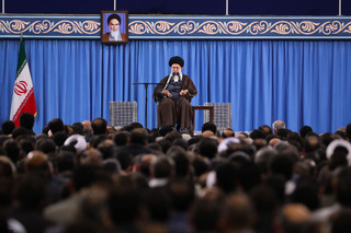 رهبر معظم انقلاب اسلامی در دیدار وزیر و مسئولان و جمعی از کارکنان وزارت اطلاعات