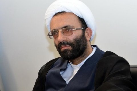 اکثر نمایندگان مجلس دهم خود را کارمند دولت میدانستند علیرضا سلیمی