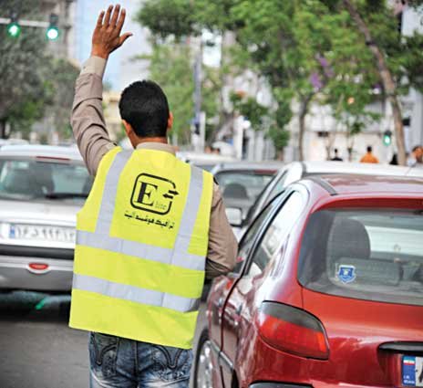 12 برابر شدن تبدیل خیابانهای مشهد به پارکینگ خودروها الیت
