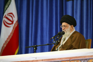 حضور و سخنرانی آیتالله خامنهای رهبر انقلاب اسلامی در دانشگاه فرهنگیان